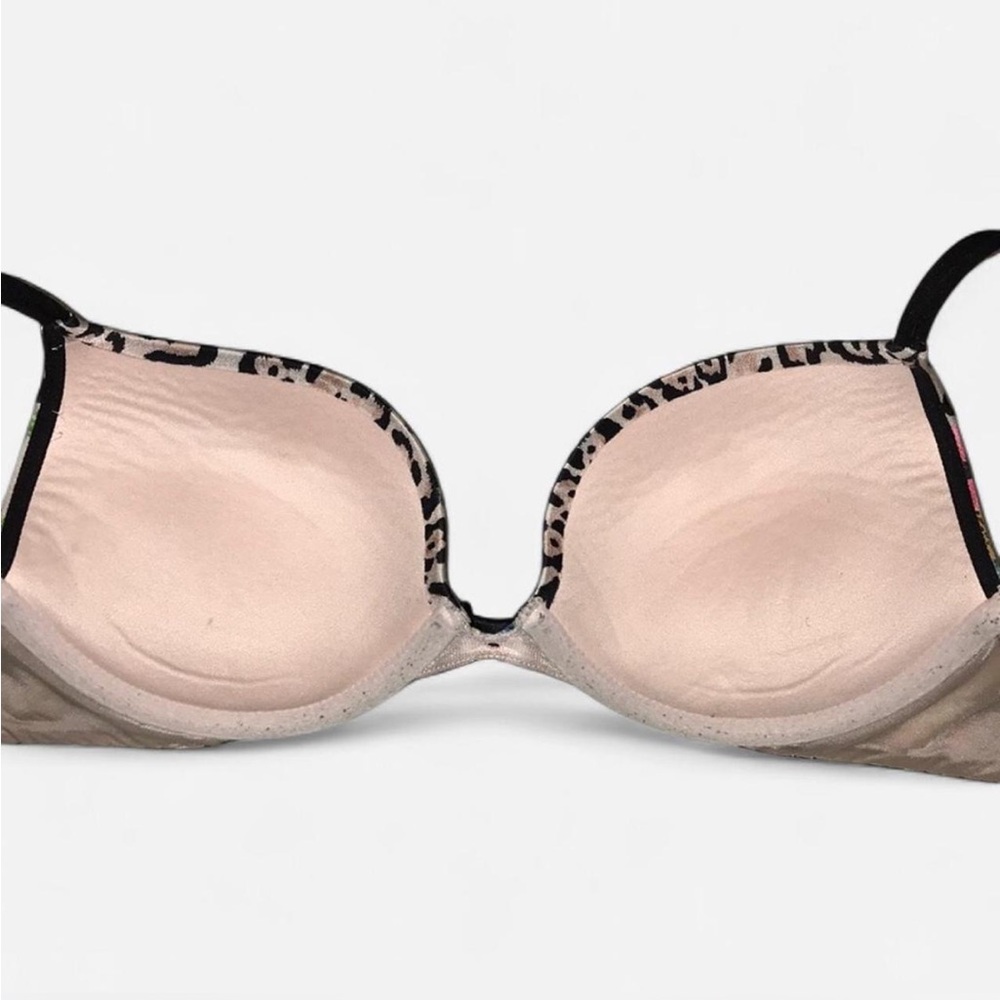 🌸🐆 Victoria’s Secret Very Sexy push up bra - Picture 4 of 6